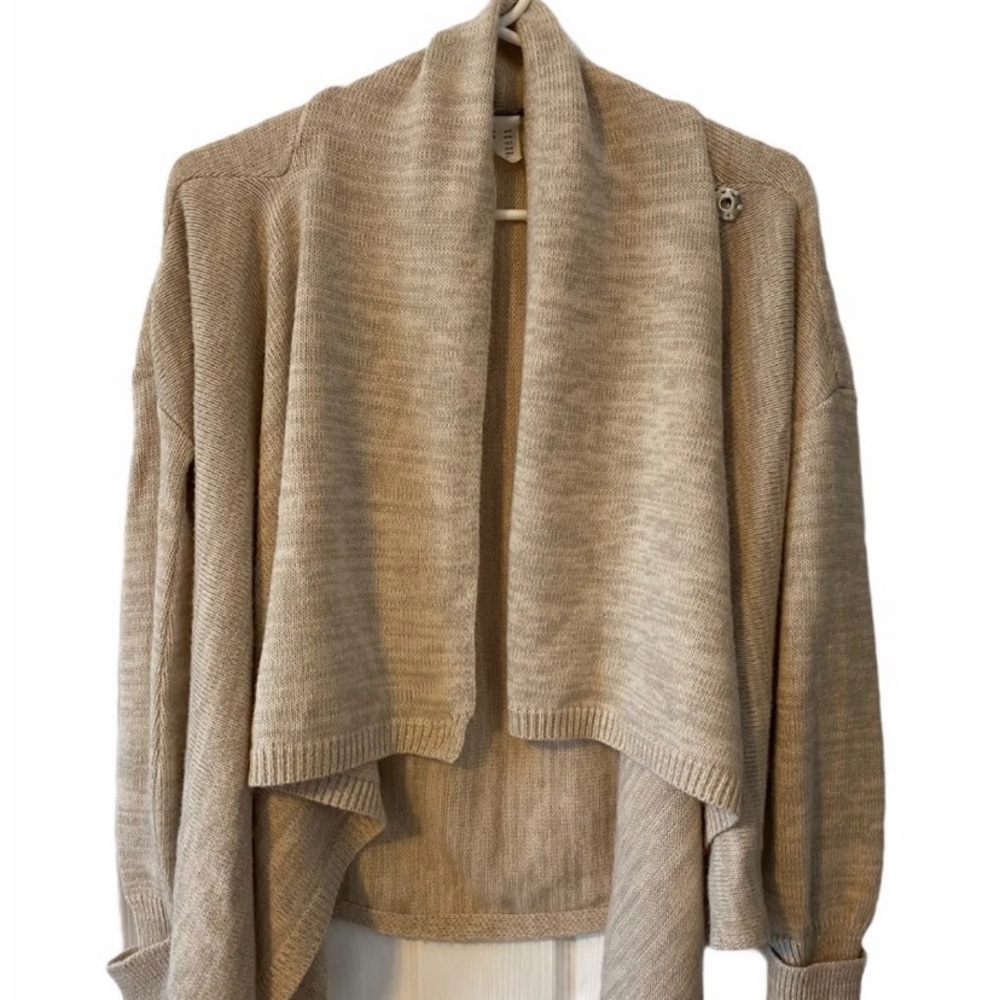 Venus Cream Wrap Button Cardigan S